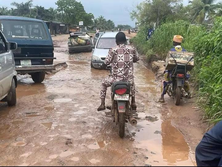 The Mowo-Ikoga road undergoing palliative work